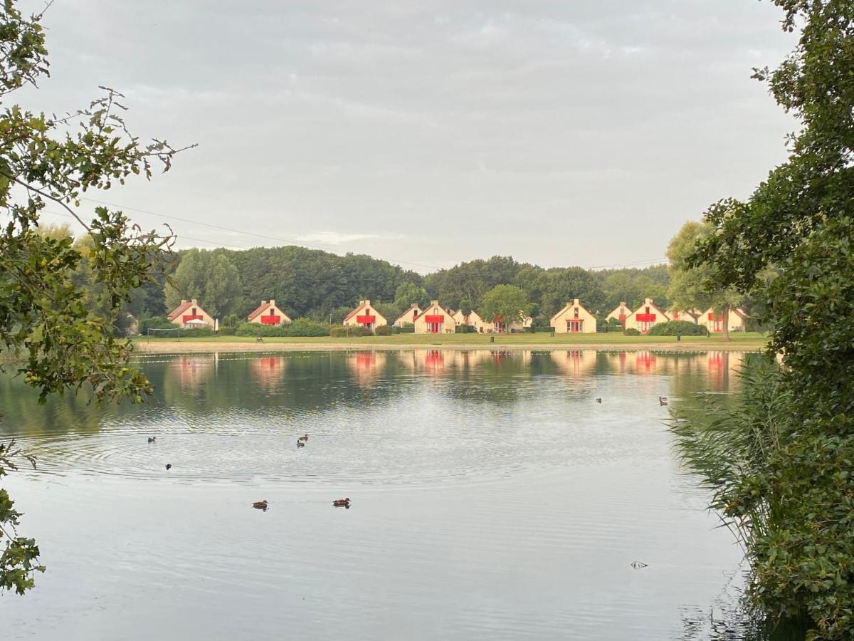 Supergezellig Vakantiehuis Met Hele Grote Tuin Bij Nijmegen Ewijk Exteriör bild